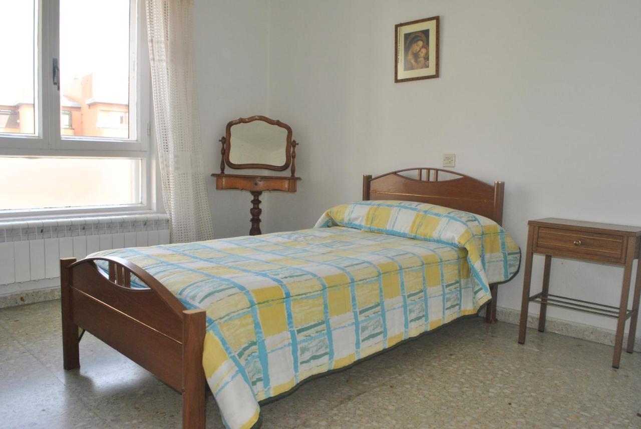 Residencia Universitaria Alto De Miranda - Resisantander Hotell Exteriör bild