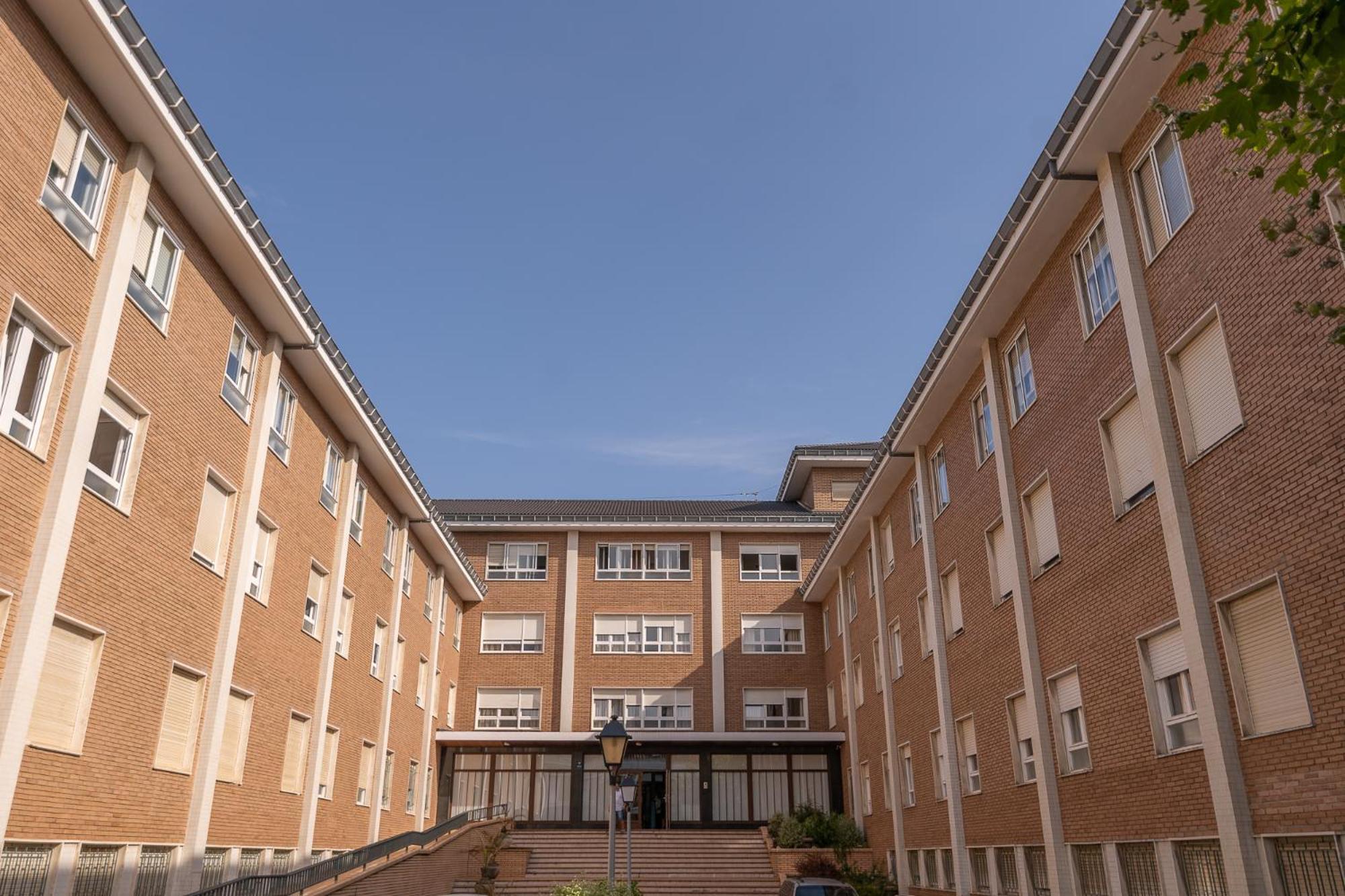 Residencia Universitaria Alto De Miranda - Resisantander Hotell Exteriör bild